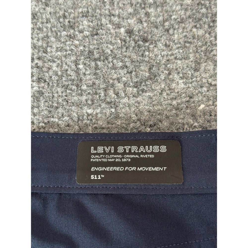 Levi Strauss Womens Dark Wash Straight Leg Pants Size 30x30 - Picture 14 of 16